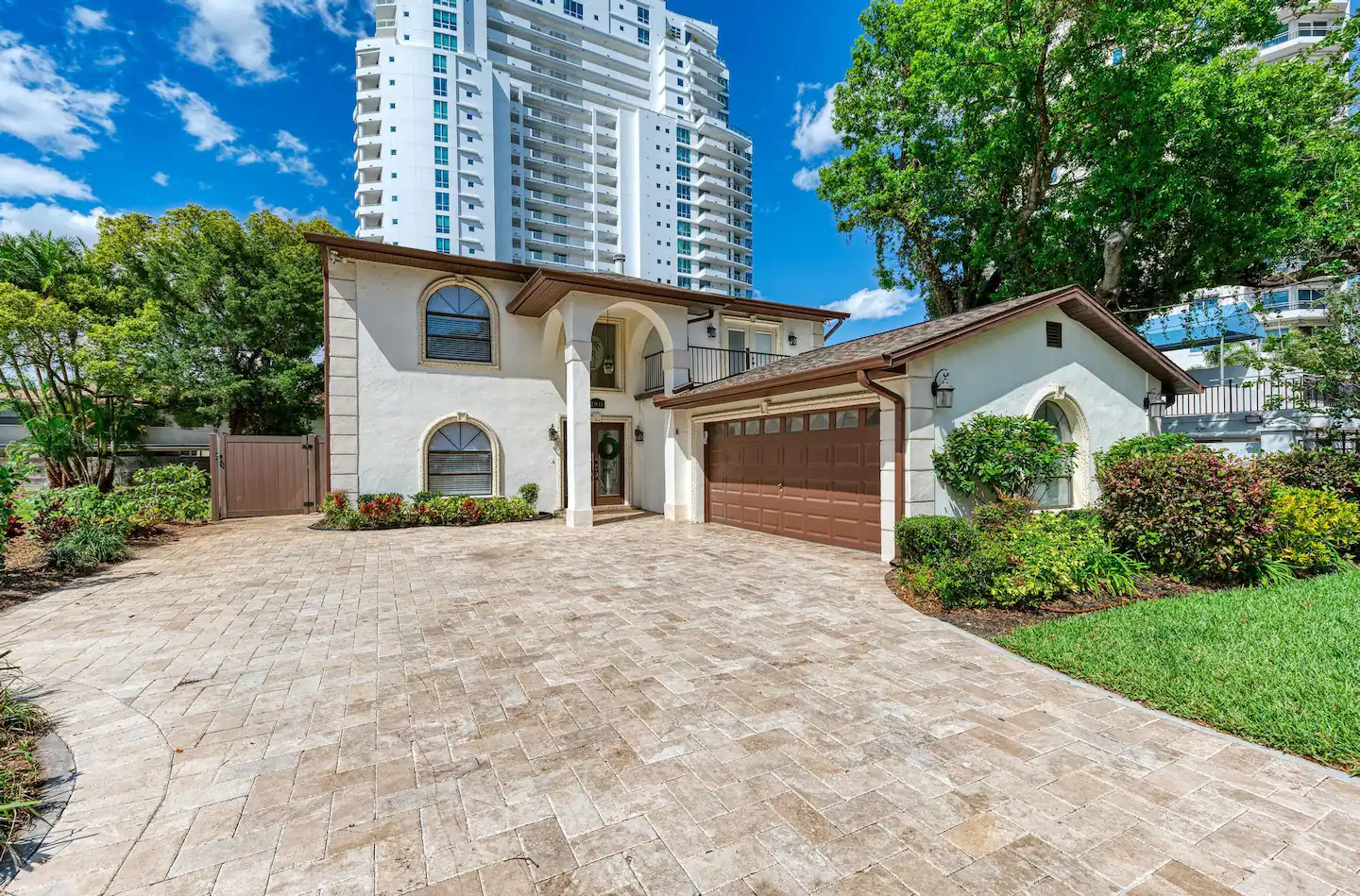 El Prado rental property